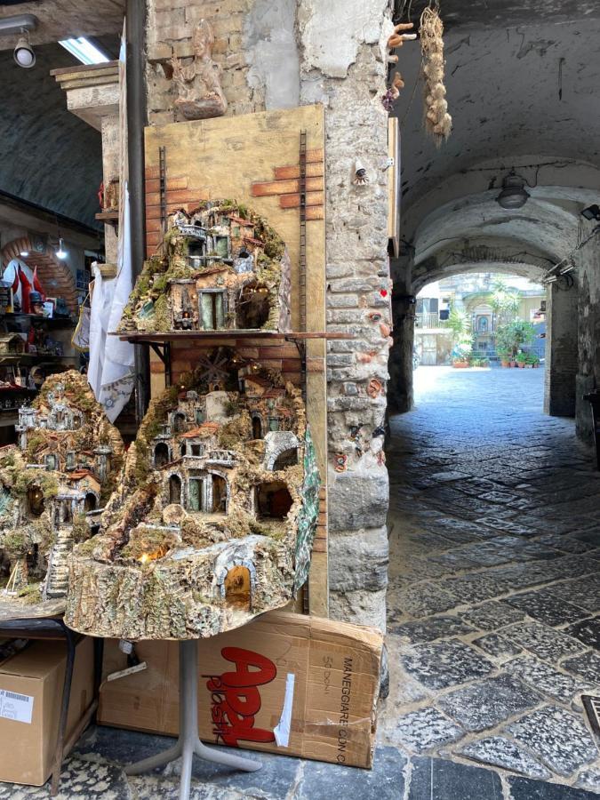 Samm B&B San Gregorio Armeno Наполи Екстериор снимка